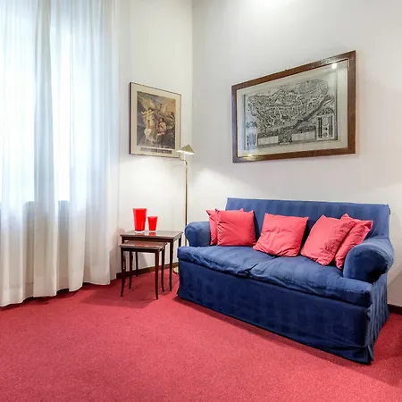 Bb Charme - Ponte Vecchio Apartment Florence